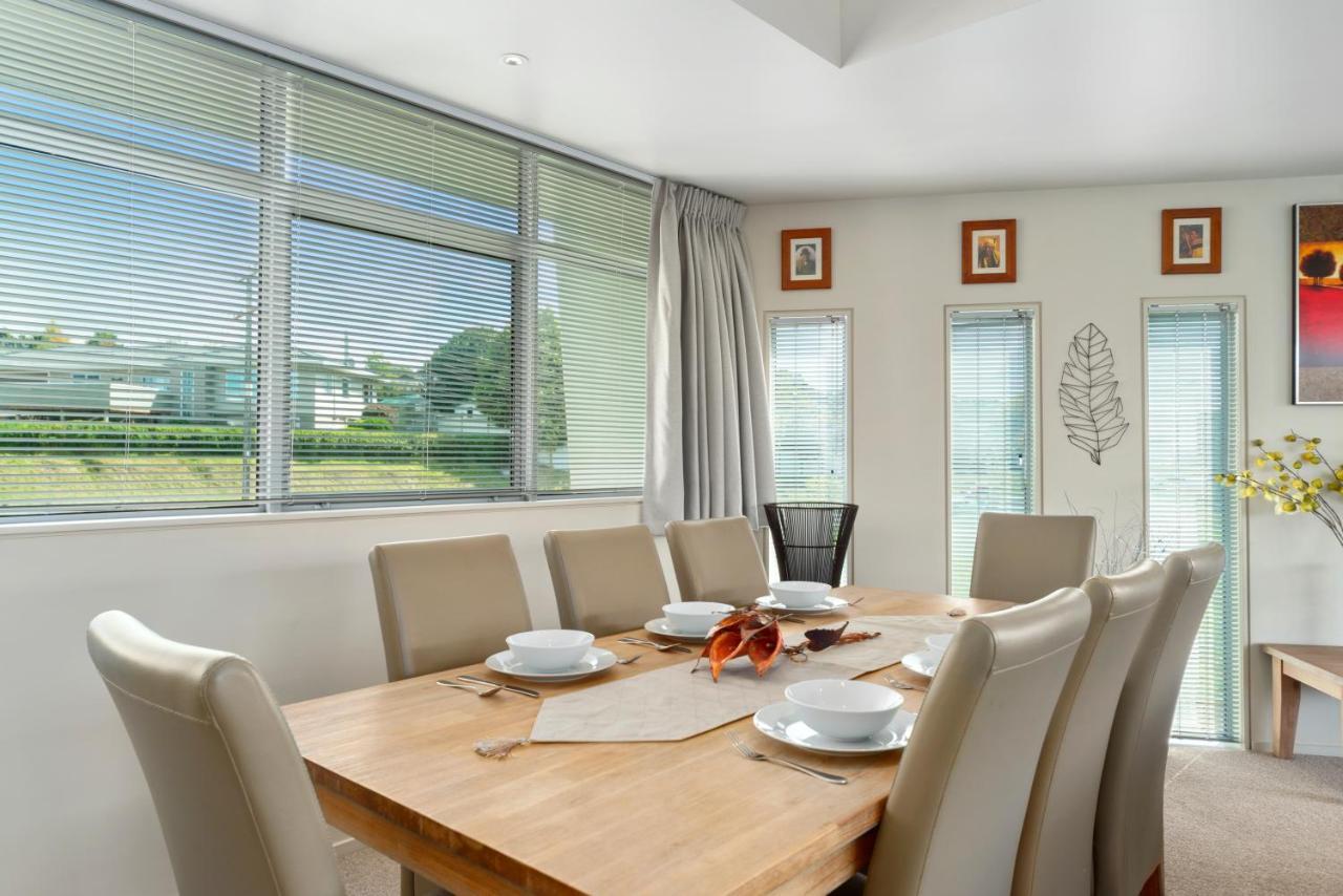 Two Views Taupo Apartment Exterior foto